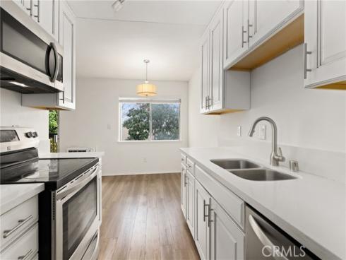 12200 Montecito D301 Road, Seal Beach, CA