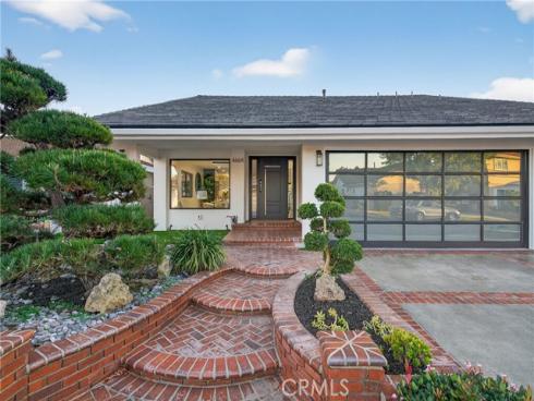 4664 Hazelnut Avenue, Seal Beach, CA
