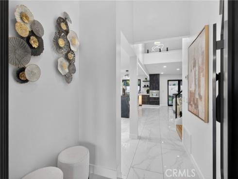 4664 Hazelnut Avenue, Seal Beach, CA