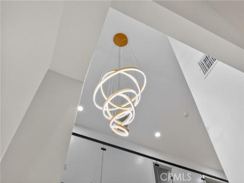 4664 Hazelnut Avenue, Seal Beach, CA