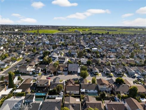 4664 Hazelnut Avenue, Seal Beach, CA