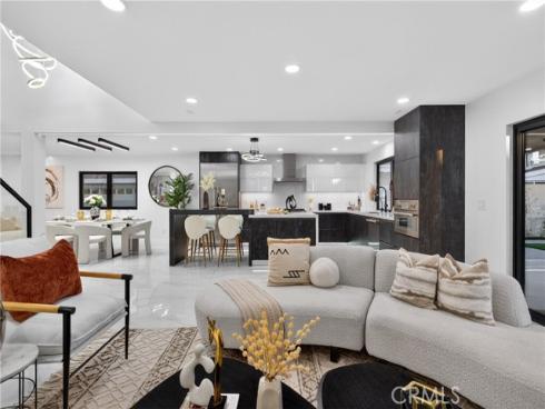 4664 Hazelnut Avenue, Seal Beach, CA