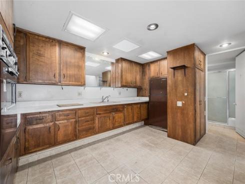 1642 Merion 39H WayM-2, Seal Beach, CA