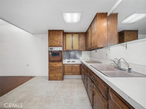 1642 Merion 39H WayM-2, Seal Beach, CA