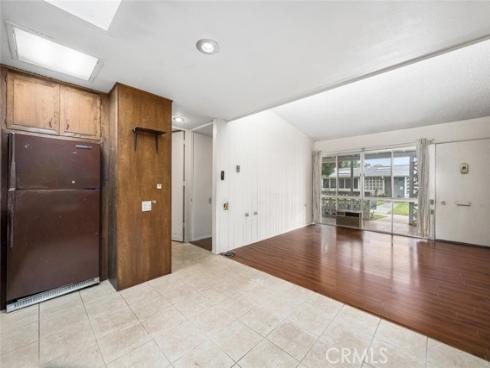 1642 Merion 39H WayM-2, Seal Beach, CA