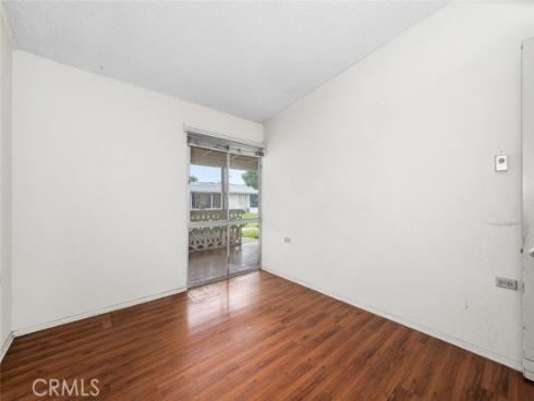 1642 Merion 39H WayM-2, Seal Beach, CA