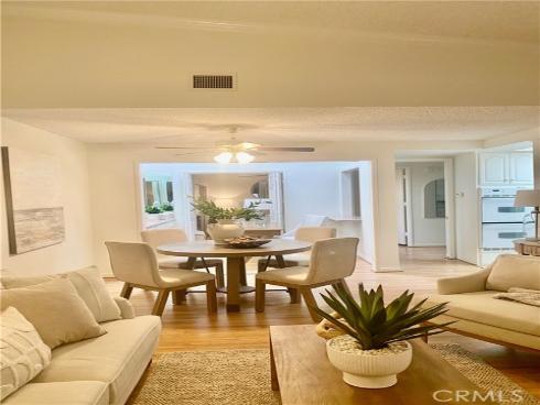 1880 Mckinney Way, M15-20b , Seal Beach, CA