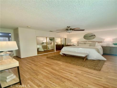 1880 Mckinney Way, M15-20b , Seal Beach, CA