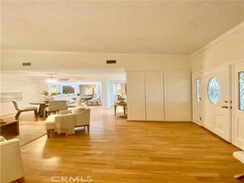 1880 Mckinney Way, M15-20b , Seal Beach, CA