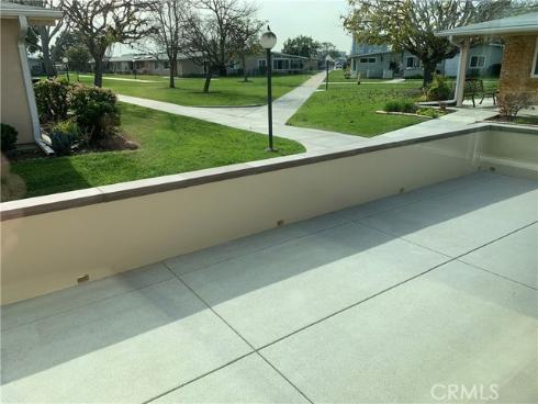 13601 Medinac Ln., M5-72g , Seal Beach, CA