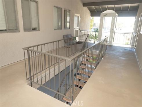 1980  Mckinney Way #13r (m15)  , Seal Beach, CA