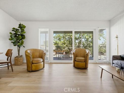 13342  Del Monte  5P , Seal Beach, CA