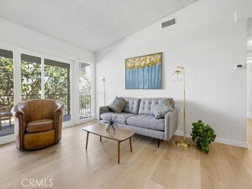 13342  Del Monte  5P , Seal Beach, CA