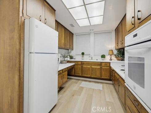 13342  Del Monte  5P , Seal Beach, CA