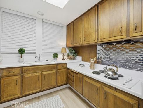 13342  Del Monte  5P , Seal Beach, CA