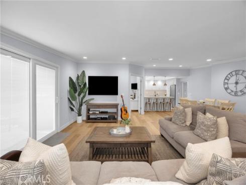 1671  Interlachen  285L , Seal Beach, CA