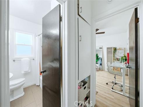 129  14th  , Seal Beach, CA