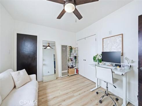 129  14th  , Seal Beach, CA