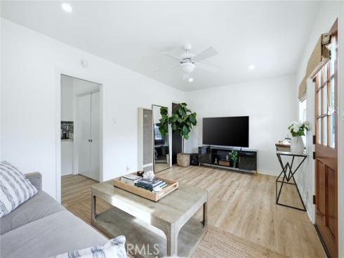 129  14th  , Seal Beach, CA