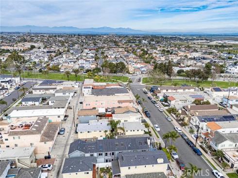 129  14th  , Seal Beach, CA