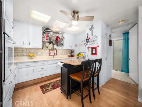 1301  Skokie  27H  RoadM-3, Seal Beach, CA