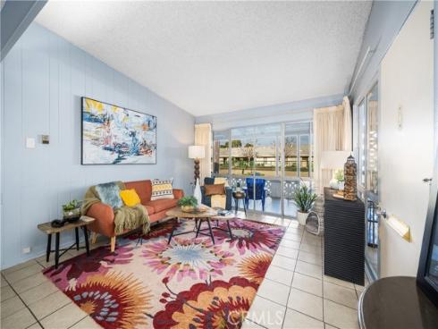 1502  Golden Rain  46J  RoadM-2, Seal Beach, CA