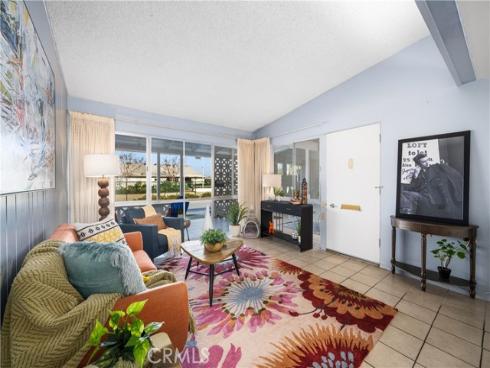 1502  Golden Rain  46J  RoadM-2, Seal Beach, CA