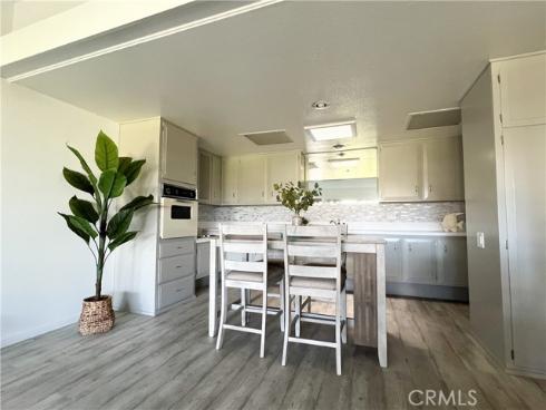 1400  Mayfield Rd., M6-57h  , Seal Beach, CA