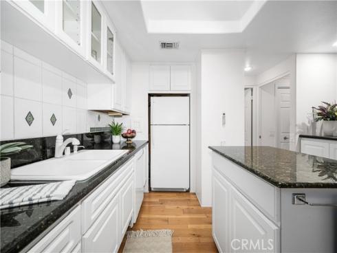 1320  Knollwood  42F  RoadM-4, Seal Beach, CA