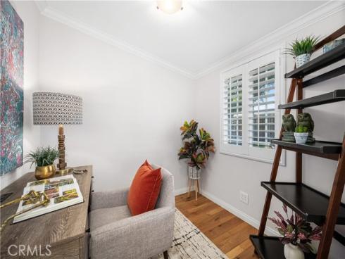 1320  Knollwood  42F  RoadM-4, Seal Beach, CA