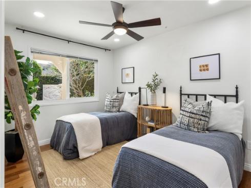 4764  Fir  , Seal Beach, CA