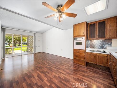 13751  St Andrews  33j  DriveM-1, Seal Beach, CA