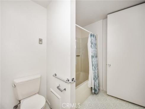 13751  St Andrews  33j  DriveM-1, Seal Beach, CA