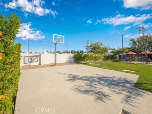 13751  St Andrews  33j  DriveM-1, Seal Beach, CA