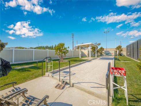 13751  St Andrews  33j  DriveM-1, Seal Beach, CA