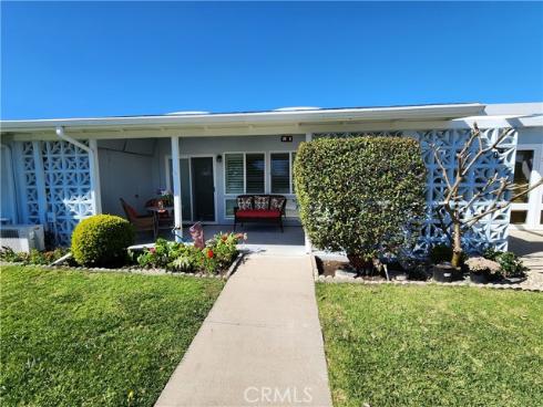 13721  Alderwood Lane  28 E M3 , Seal Beach, CA