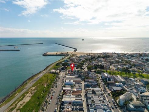 1713  Electric Avenue  , Seal Beach, CA