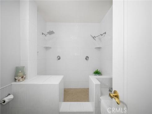 1713  Electric Avenue  , Seal Beach, CA