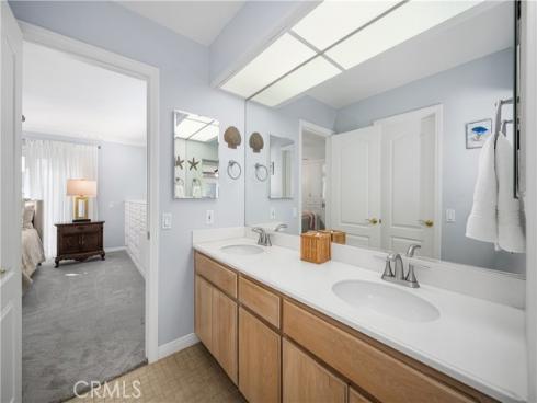 1713  Electric Avenue  , Seal Beach, CA