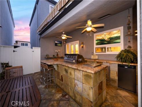 1713  Electric Avenue  , Seal Beach, CA