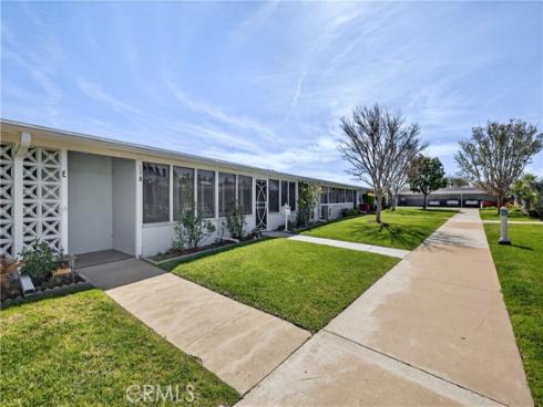 1200  Canoe Brook  19D  Drive, Seal Beach, CA
