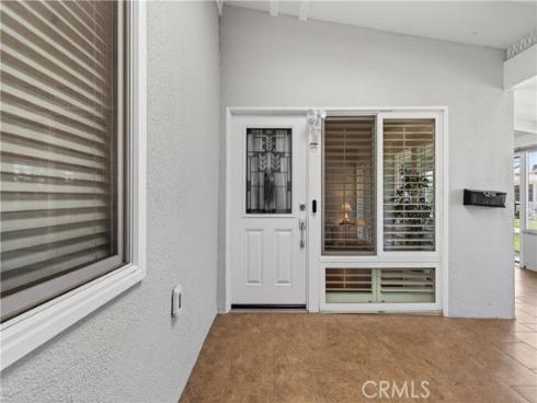 1200  Canoe Brook  19D  Drive, Seal Beach, CA