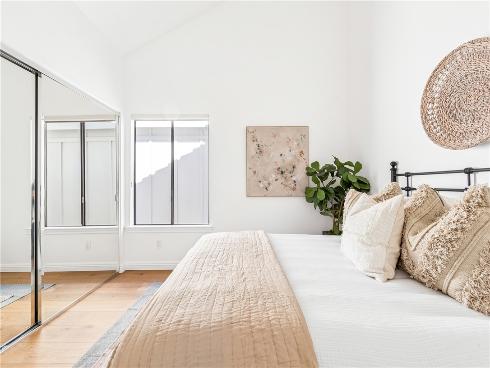 311  16th  , Seal Beach, CA