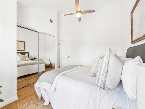 311  16th  , Seal Beach, CA