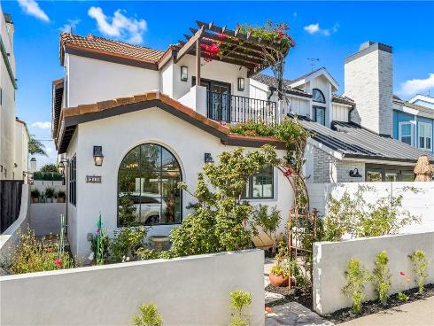 311  16th  , Seal Beach, CA