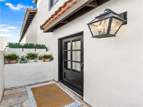 311  16th  , Seal Beach, CA