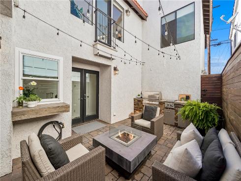 311  16th  , Seal Beach, CA