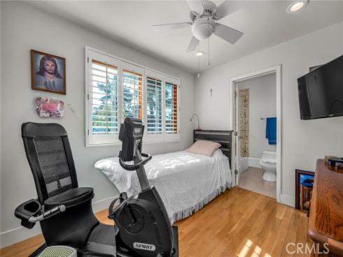 236  8th St  , Seal Beach, CA