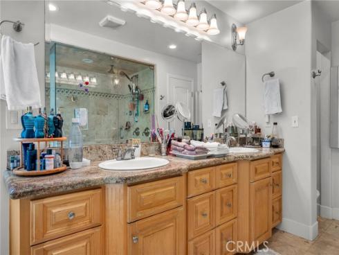 236  8th St  , Seal Beach, CA