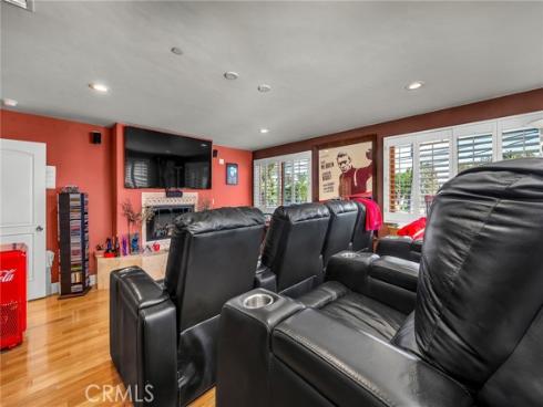 236  8th St  , Seal Beach, CA